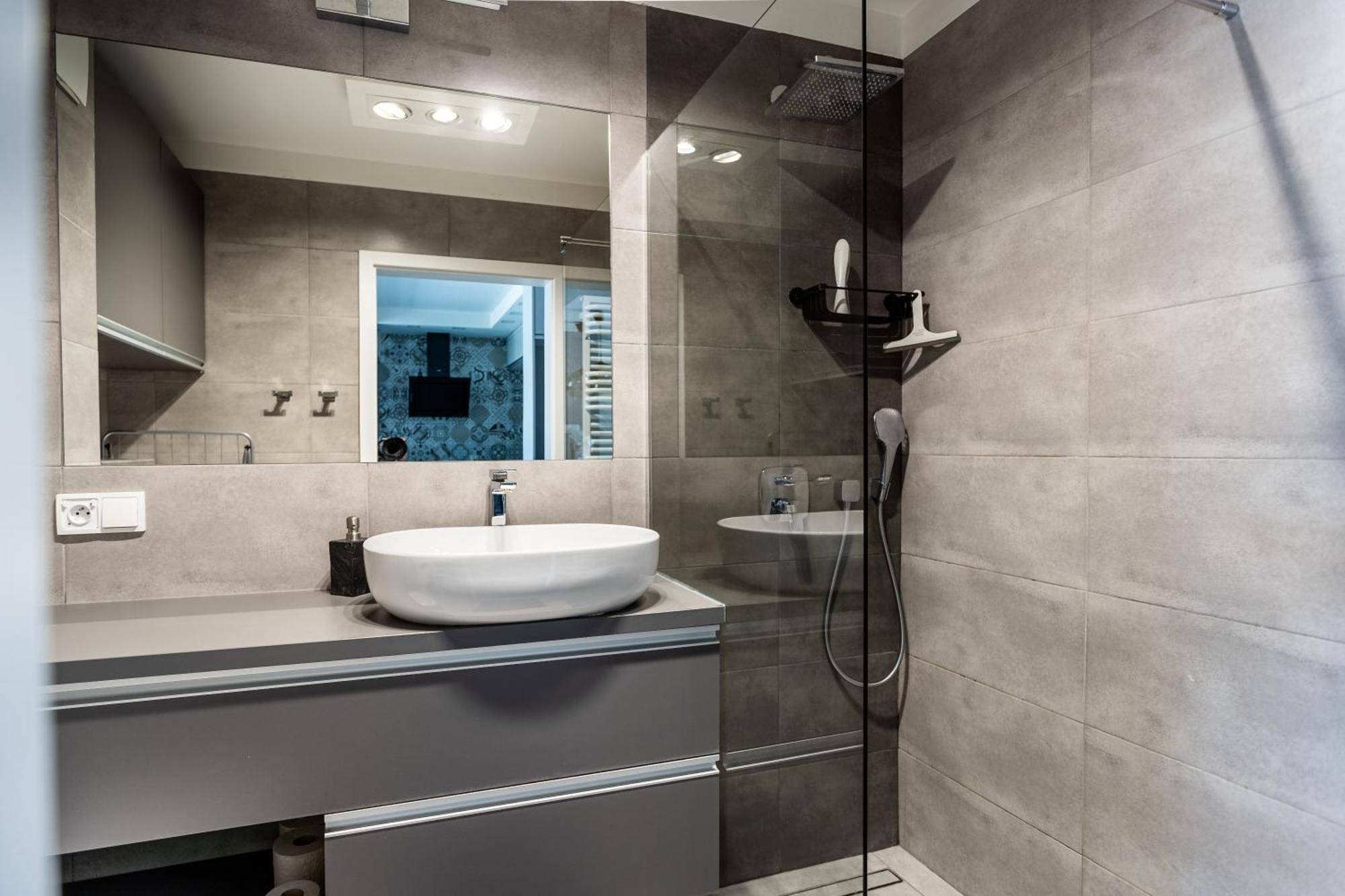 Apartament Batorego 7 Z Parkingiem กดิเนีย ภายนอก รูปภาพ
