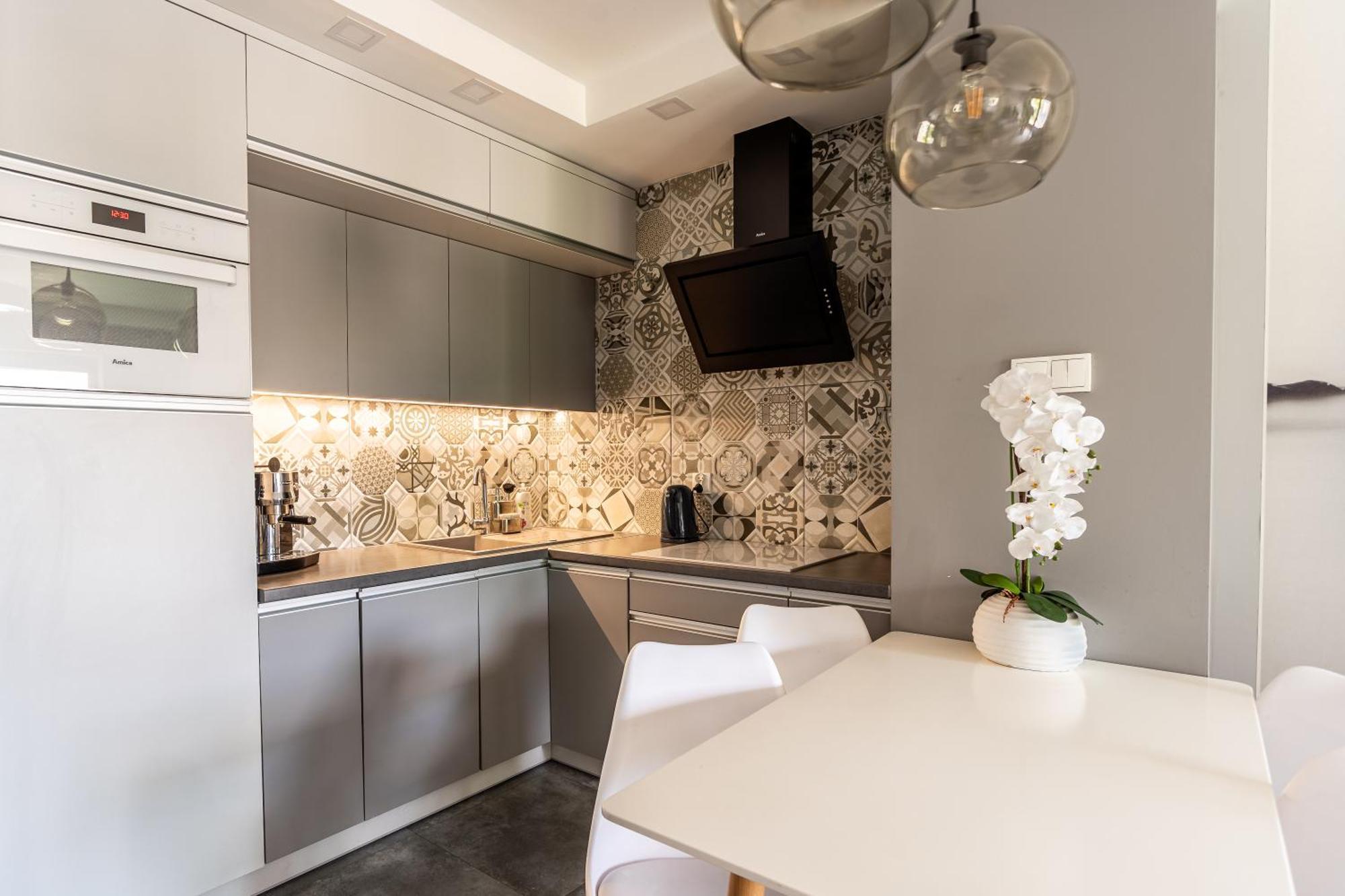 Apartament Batorego 7 Z Parkingiem กดิเนีย ภายนอก รูปภาพ