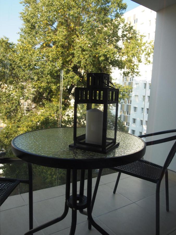 Apartament Batorego 7 Z Parkingiem กดิเนีย ภายนอก รูปภาพ